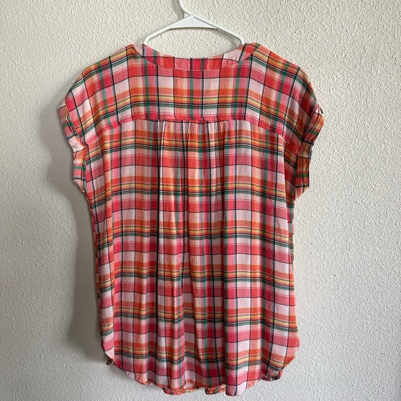 Loft Top - Picture 2 of 3